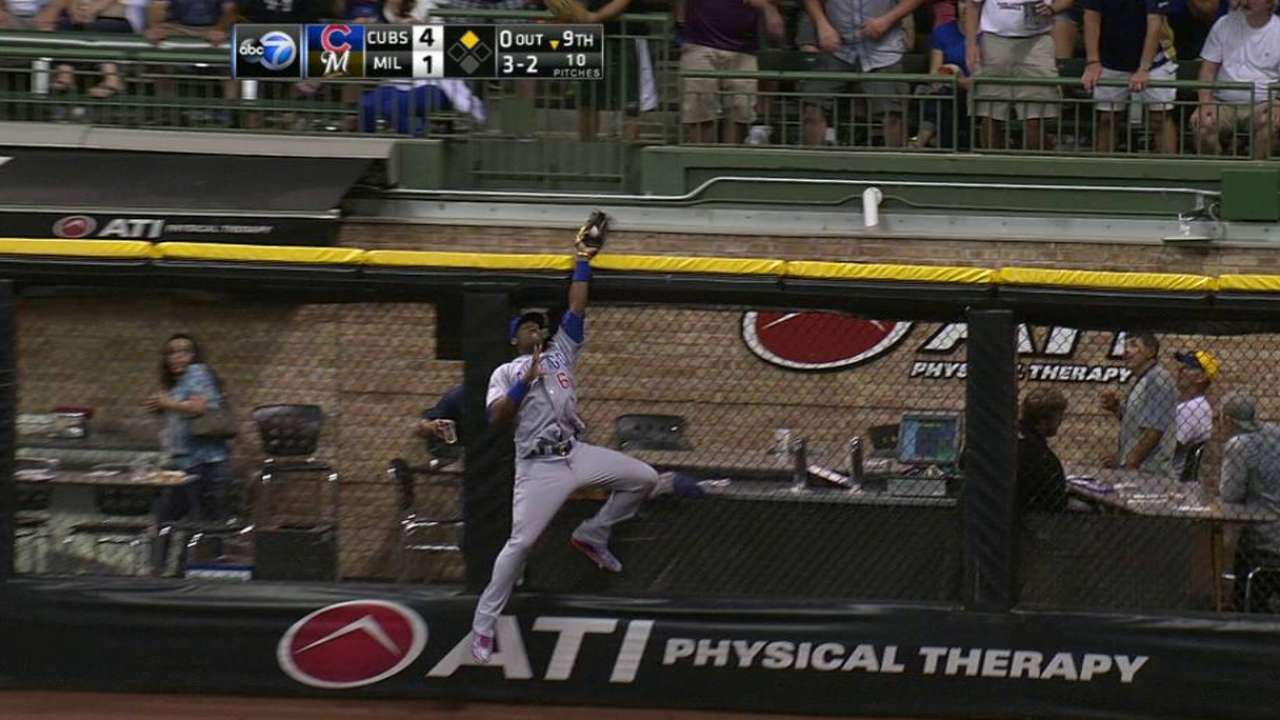 Soler's outstanding catch