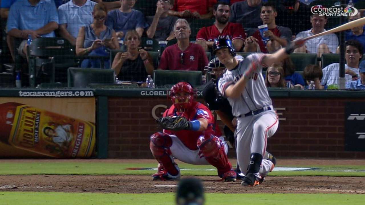 Posey's solo homer