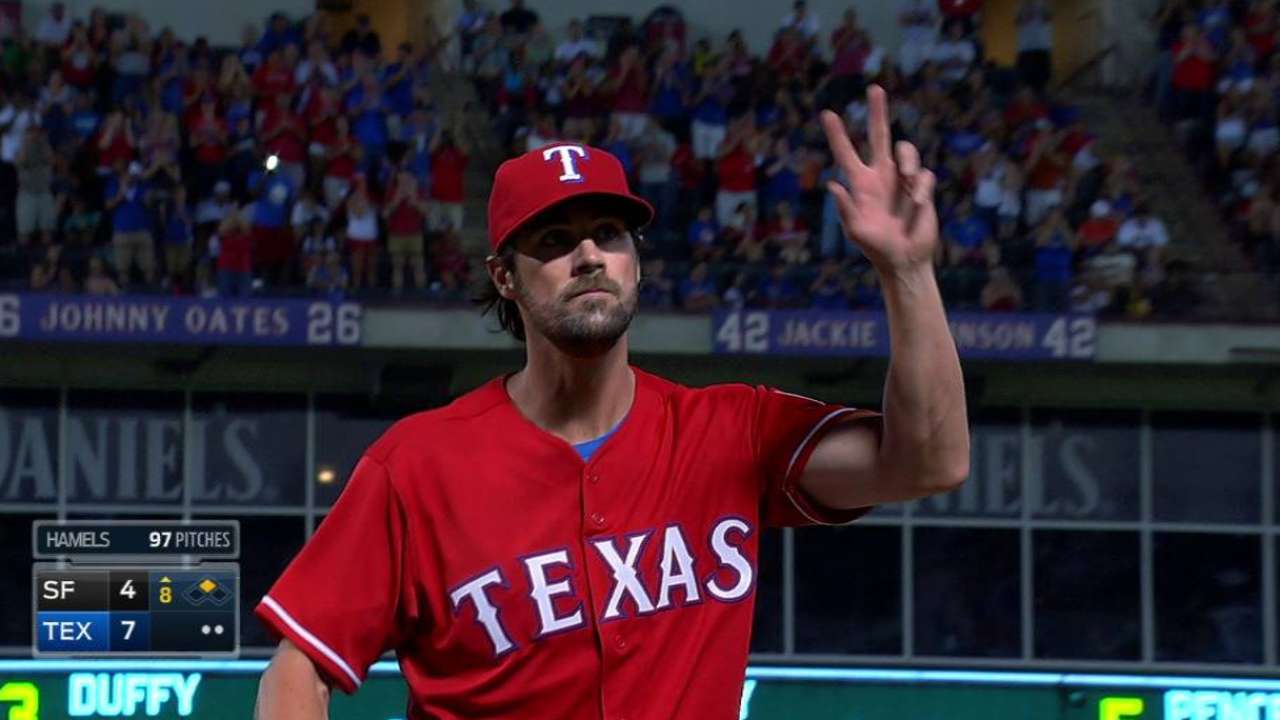 Rangers fans appreciate Hamels