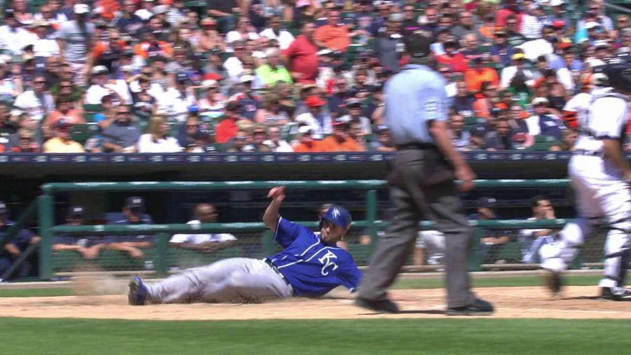 Royals finish tough road trip on sour note