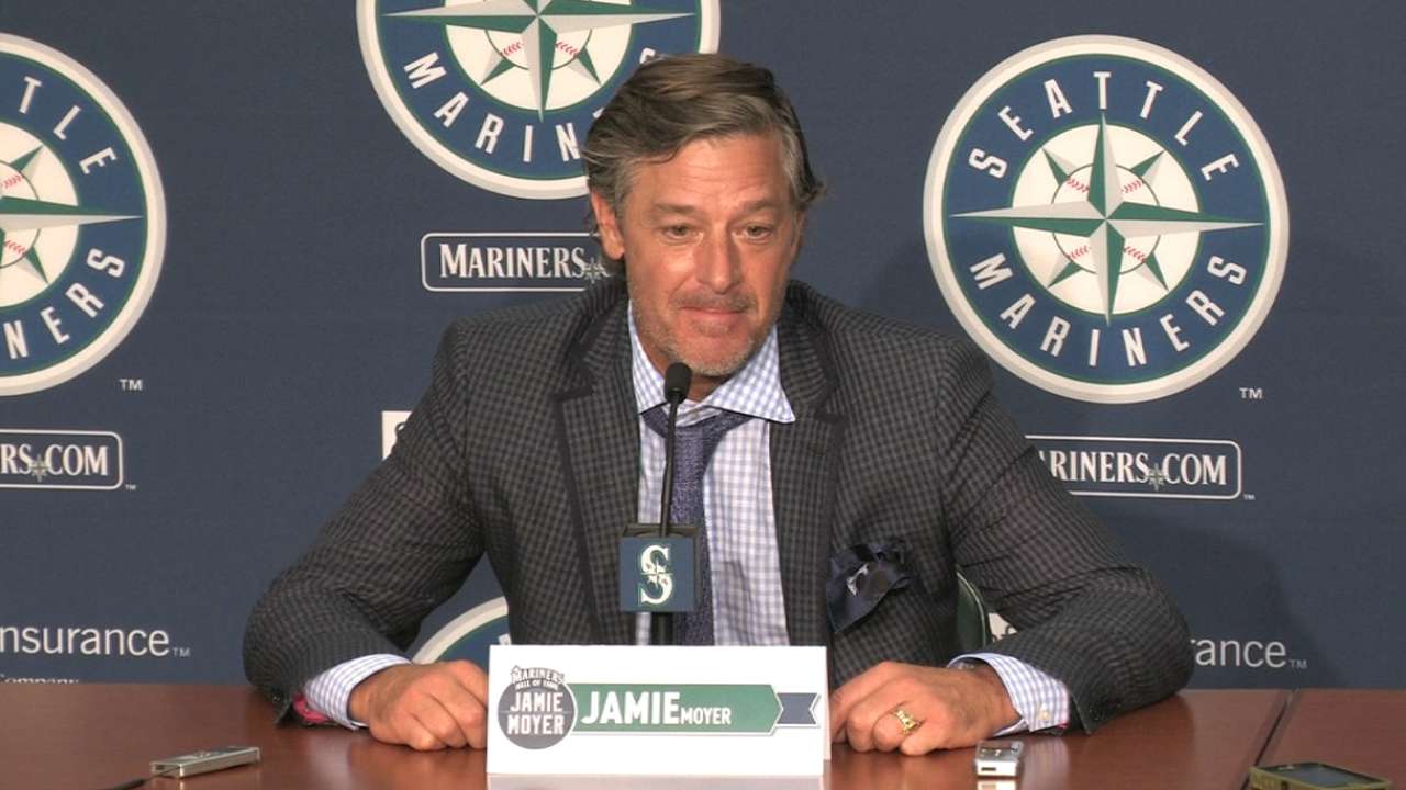 Moyer reflects on career ahead of HOF induction