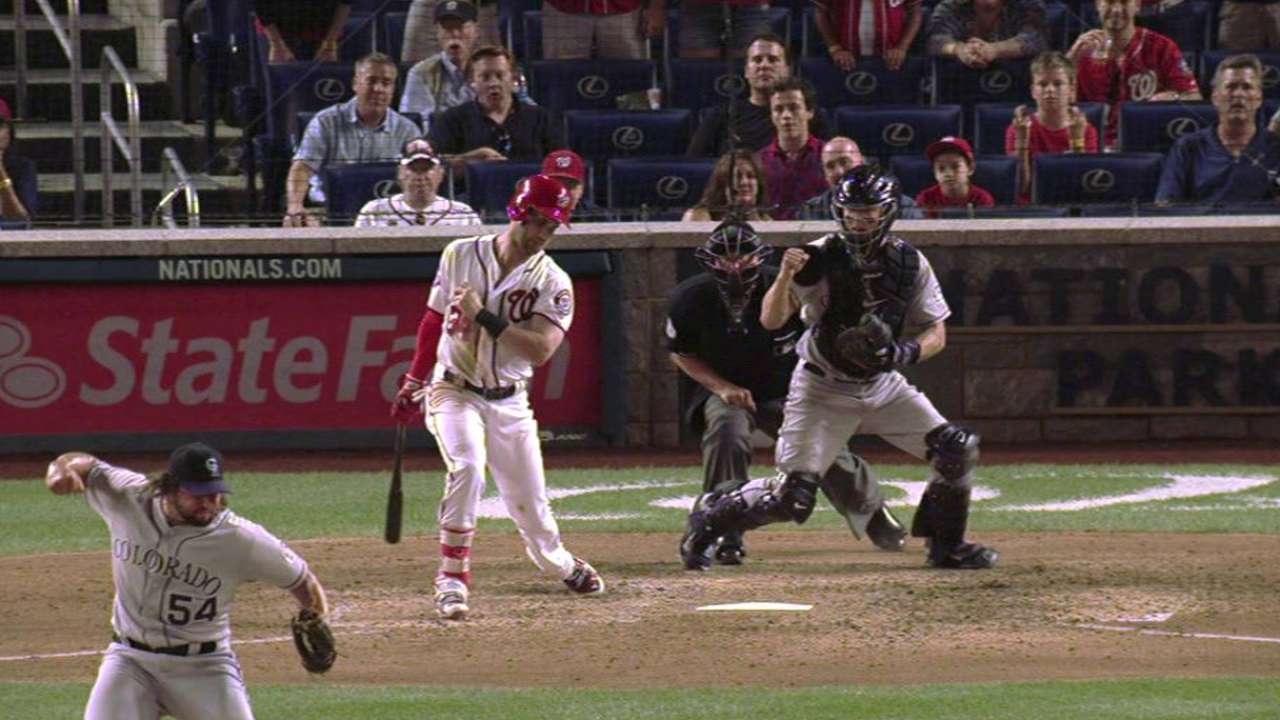 Kahnle earns the save