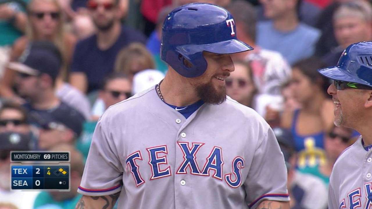 Hamilton scratched vs. Twins with sore knee