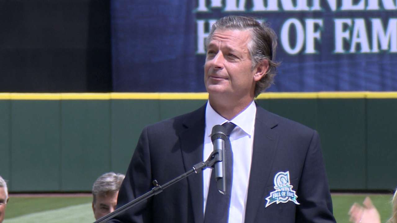 Moyer forever a Mariner with HOF induction