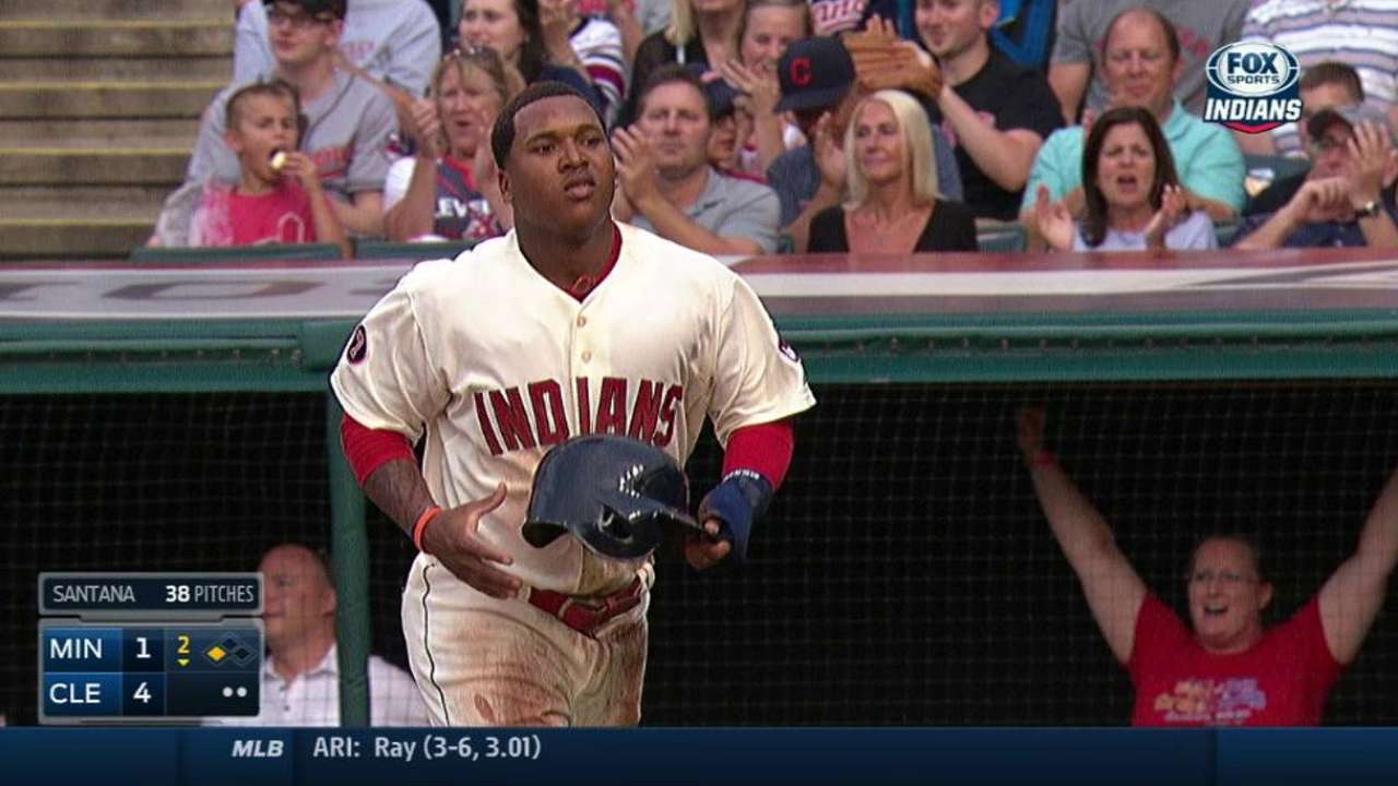Lindor's sacrifice fly
