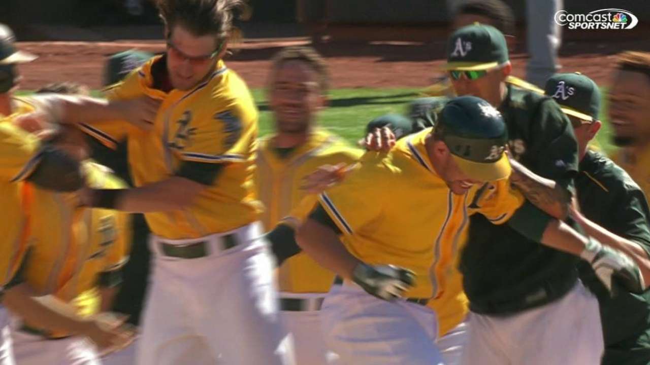 Hit de Valencia en la novena hundió a los Astros
