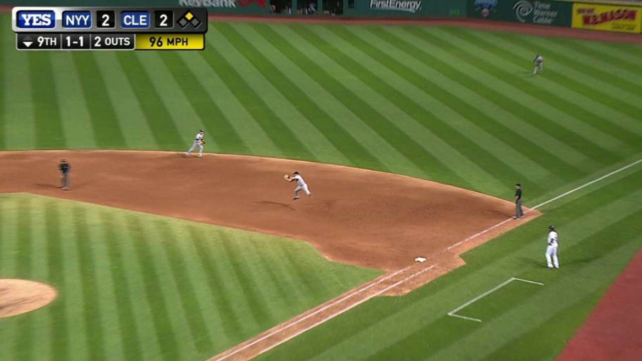 Tex, Didi, Gardner up for Gold Glove Awards