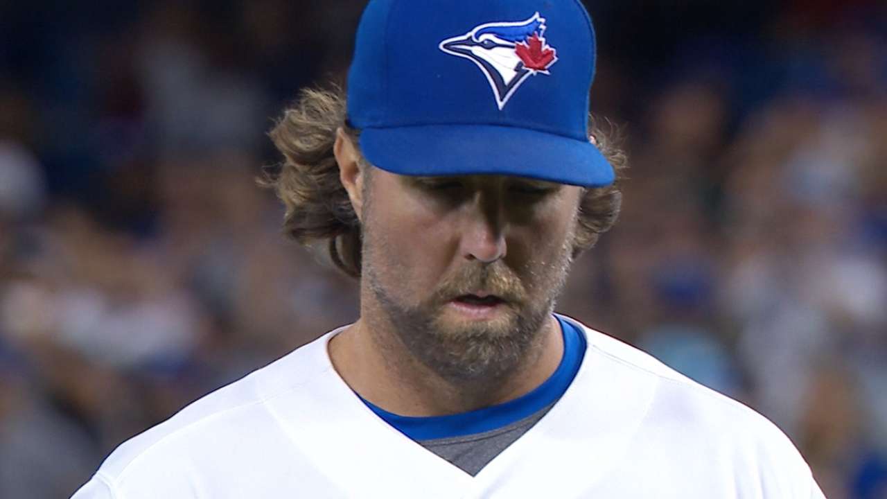 Dickey's seventh win