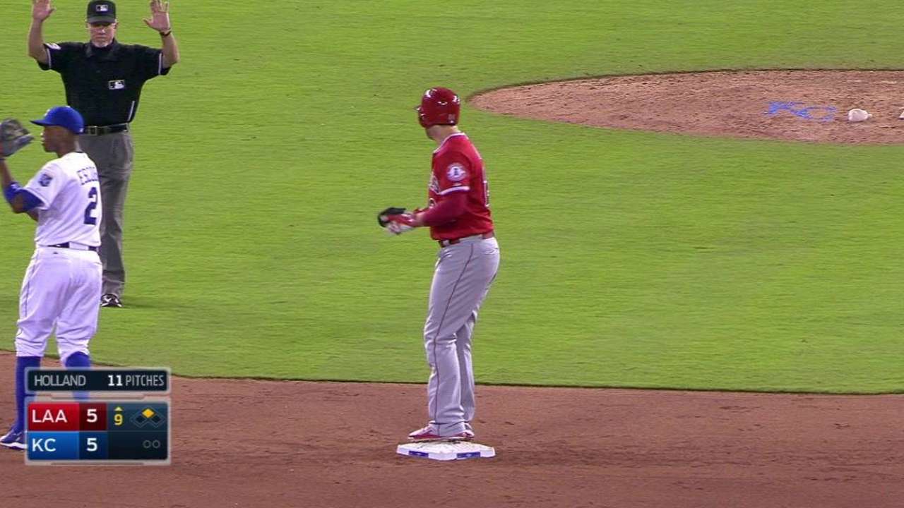 Cron's game-tying two-run double