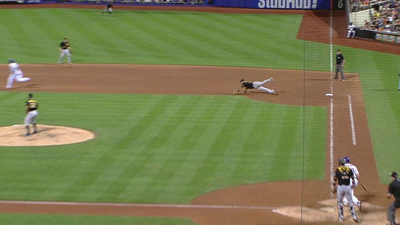 Alvarez's glove comes up big for Bucs