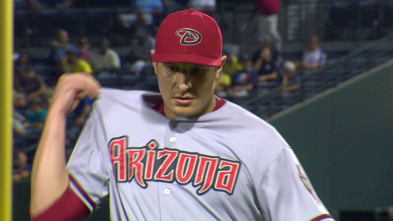 Hernandez works out of trouble