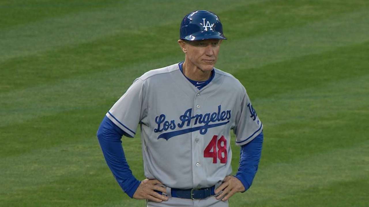 Roenicke hired by Dodgers