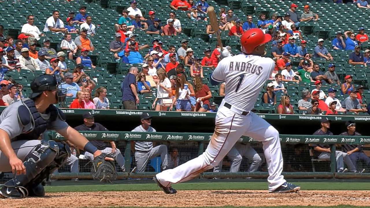 Texas suena tres jonrones consecutivos y vence a Seattle