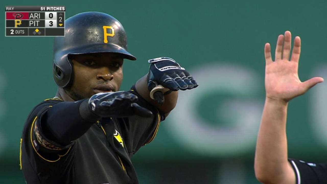 Pirates stay hot at home, take series vs. D-backs