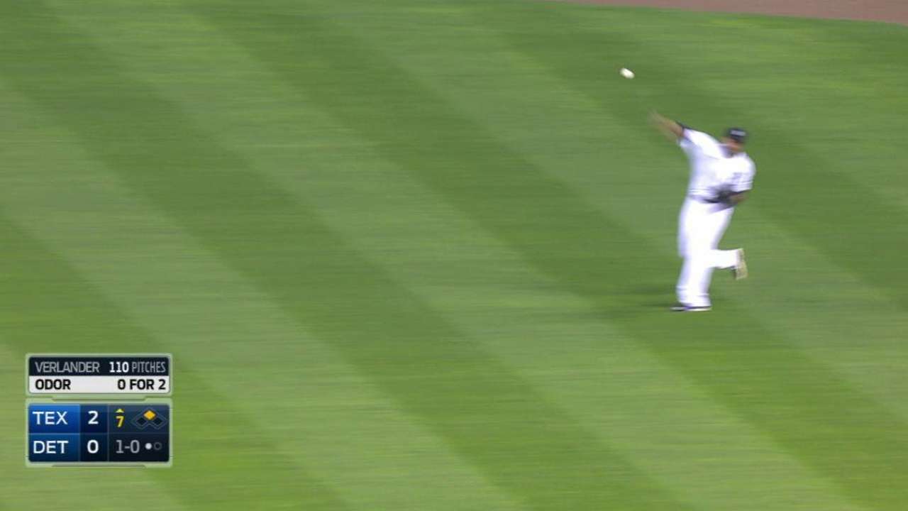 Martinez shows off cannon arm on throw to third
