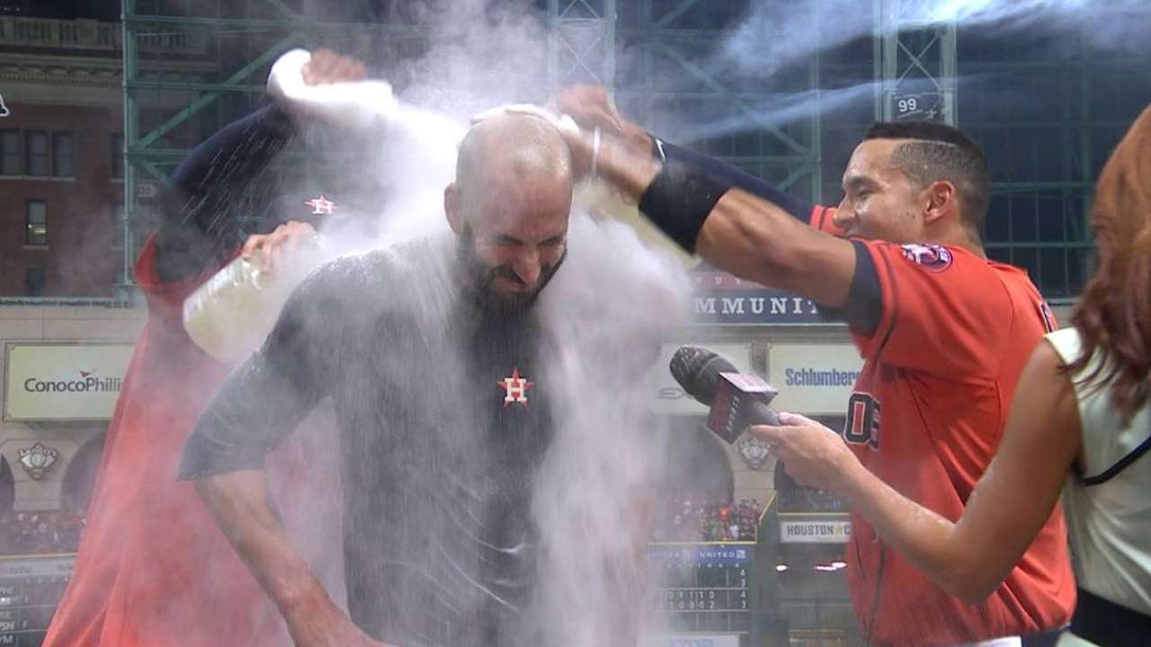 Fiers on no-hitter, gets bath