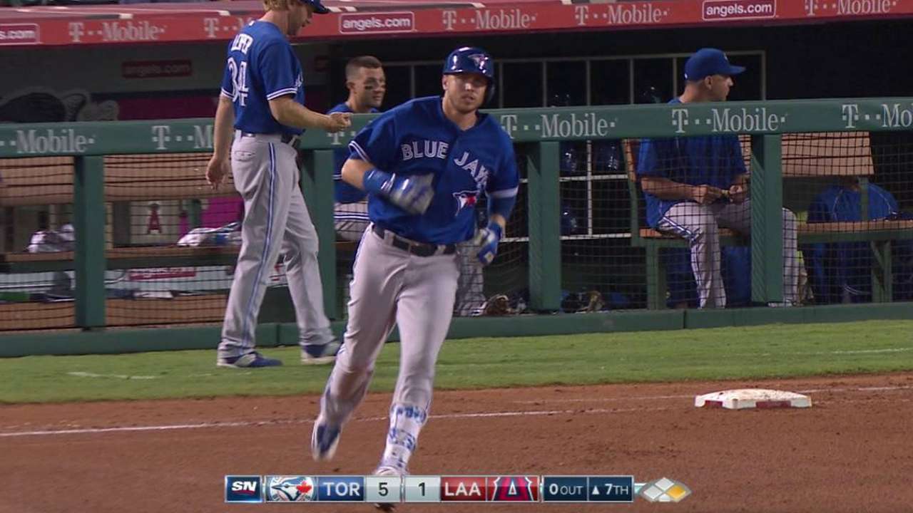 Smoak's two-run homer