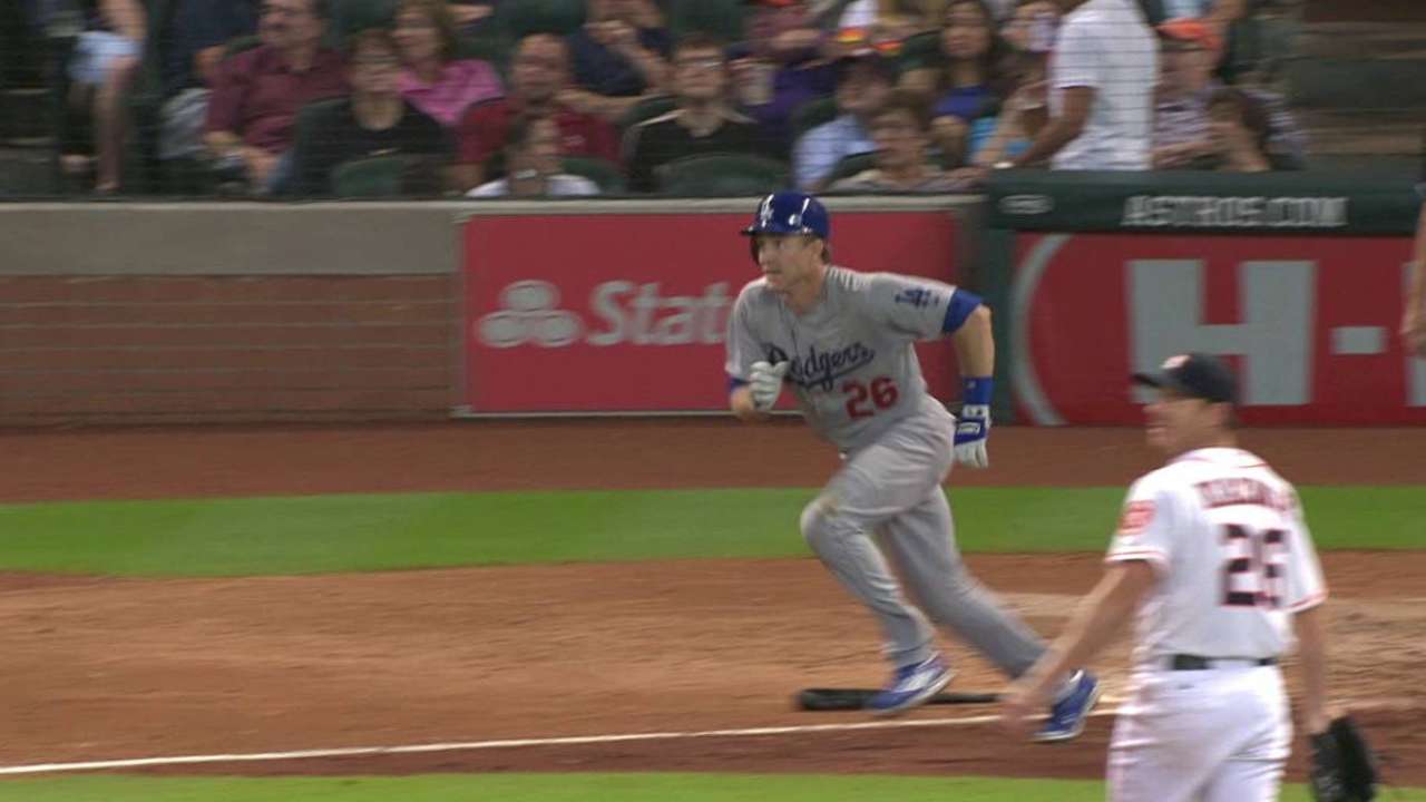 Utley's first hit as a Dodger