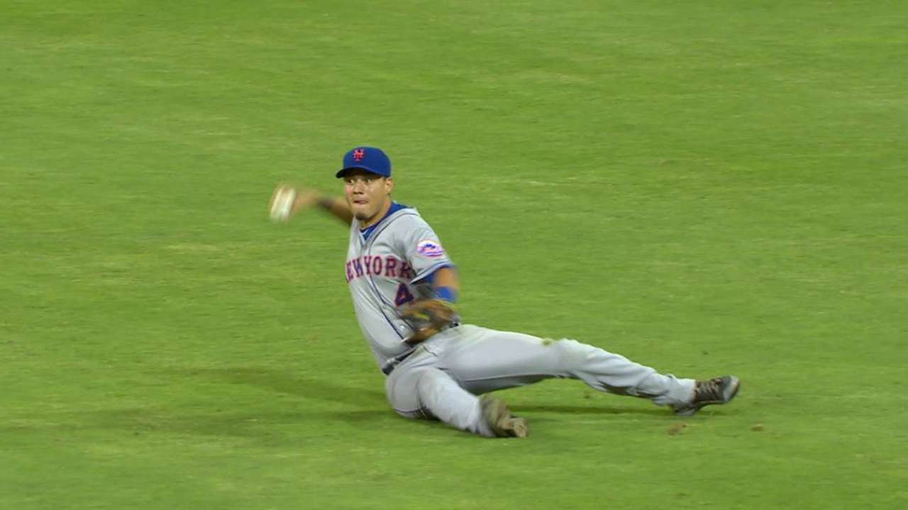 Flores' heads-up play