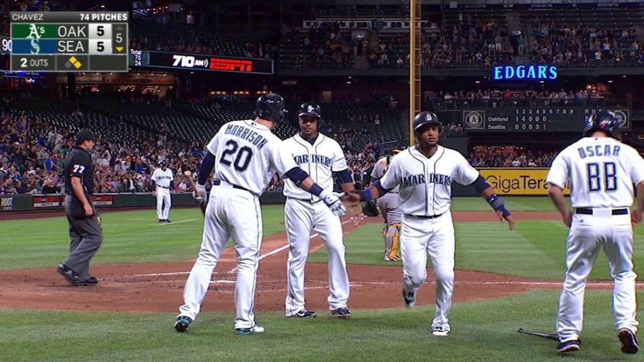 Mariners overcome early 5-run deficit, beat A's