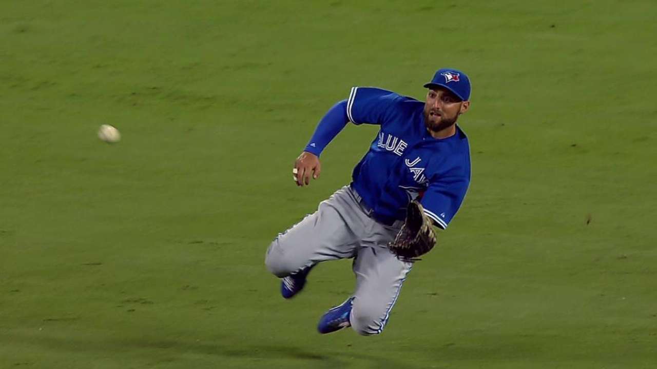 Pillar's sliding catch