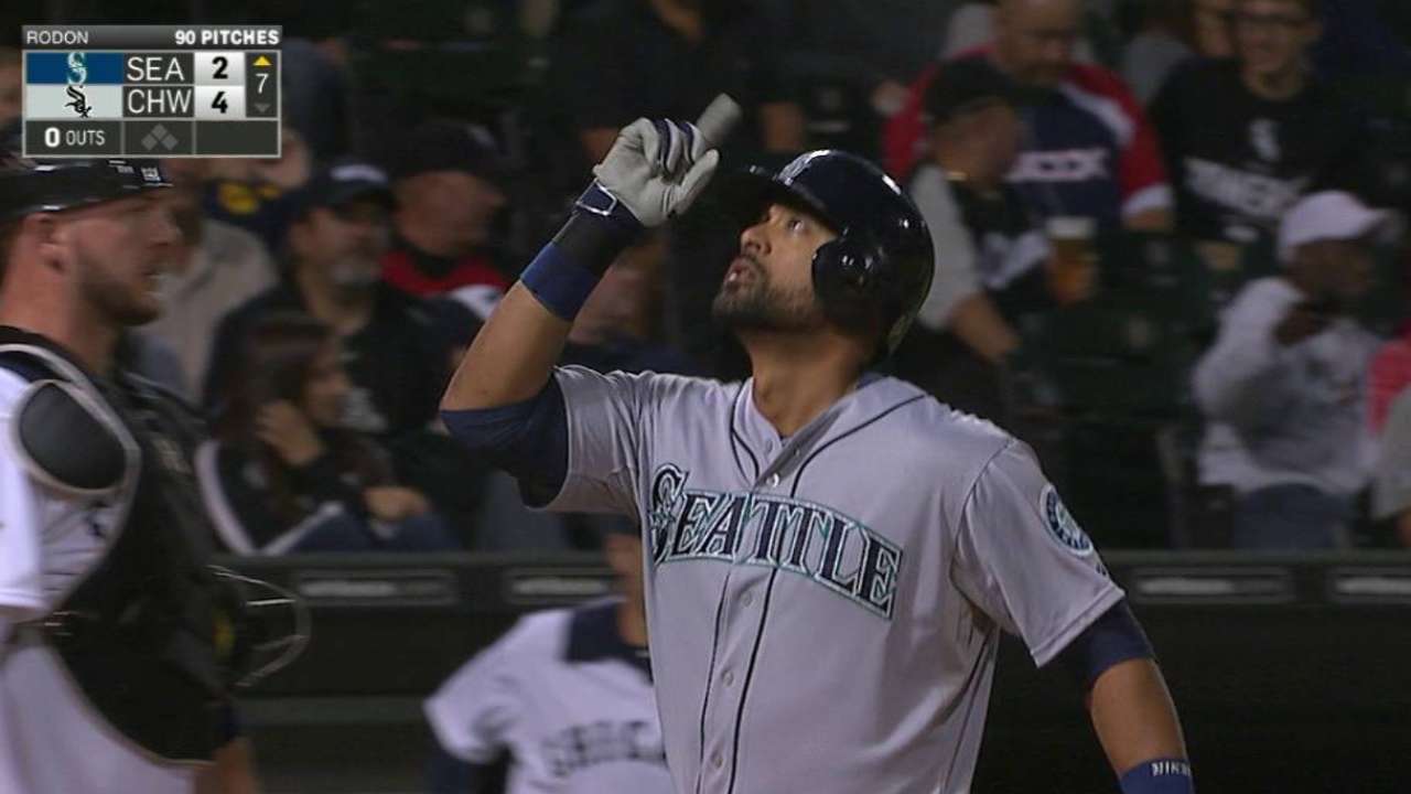 Gutierrez's two-run tater