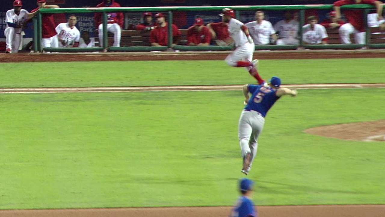 Wright's nice defense in 12th