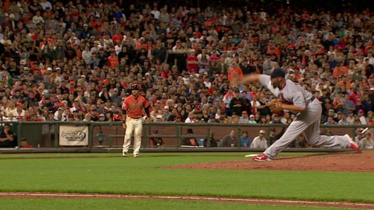 Broxton fans Duffy to end jam