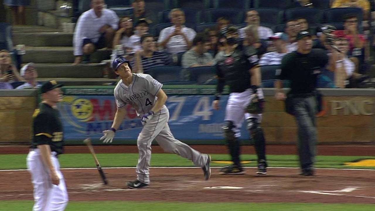 Hundley's two-run smash