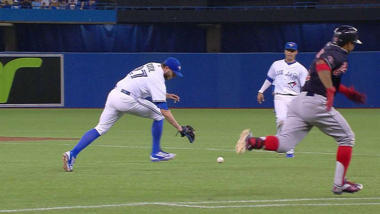 Cecil's great glove flip