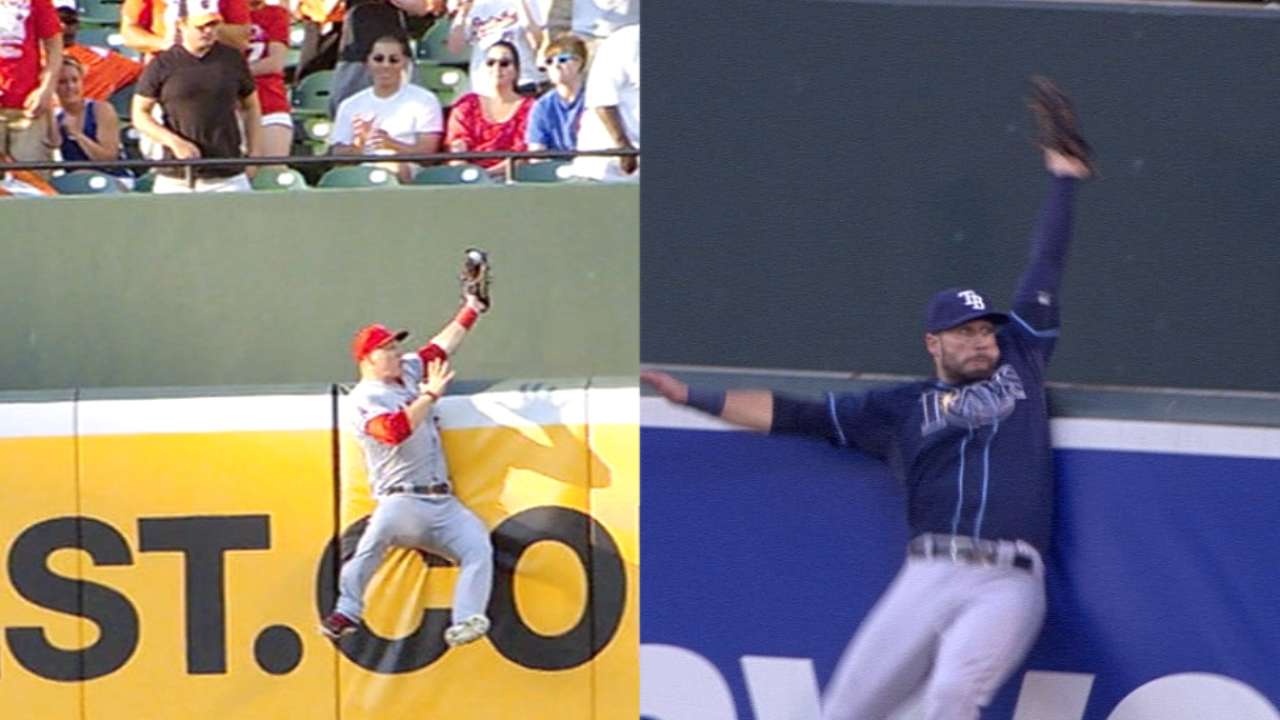 Kiermaier recreates Trout's grab