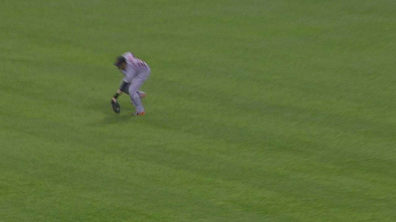 J.D. Martinez's running grab