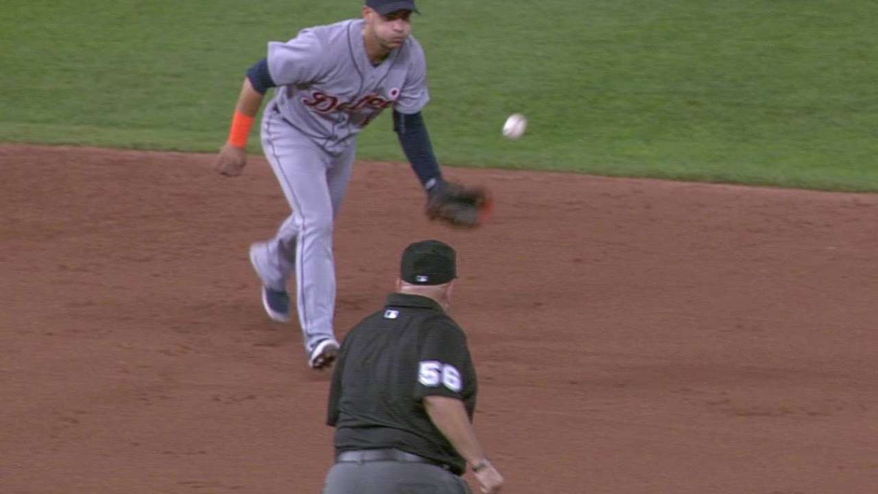 Iglesias' leaping catch at short