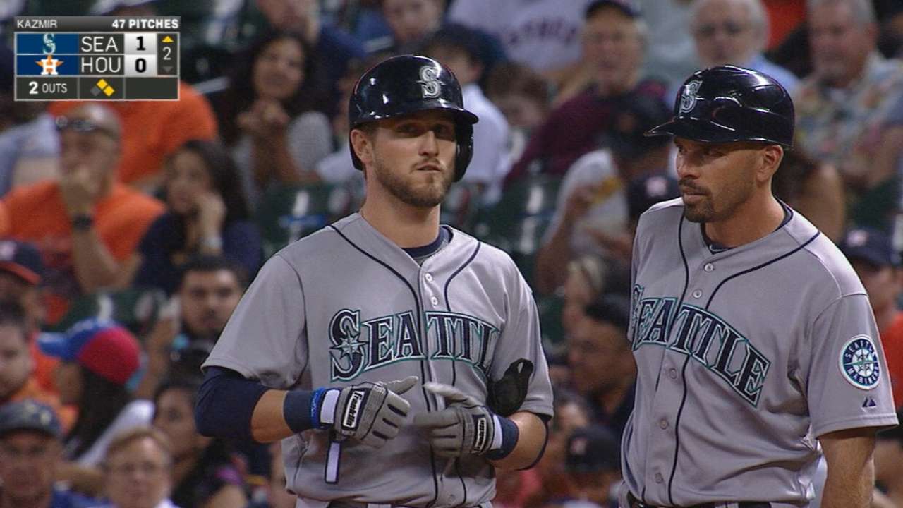 O'Malley's Mariners debut one to remember