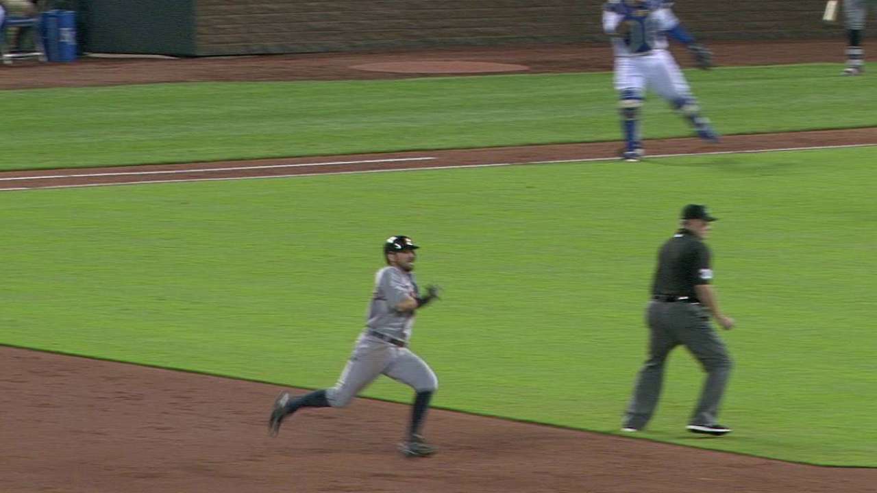 Castellanos' RBI single