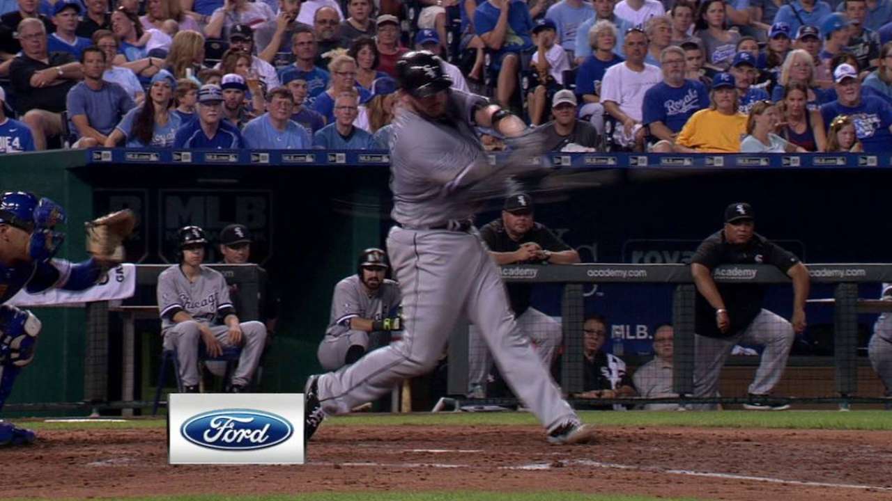 Flowers' three-run homer
