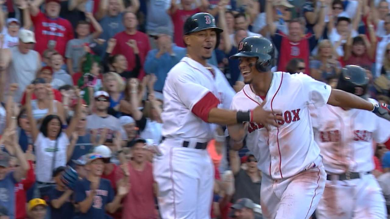 Red Sox score eight in the 4th