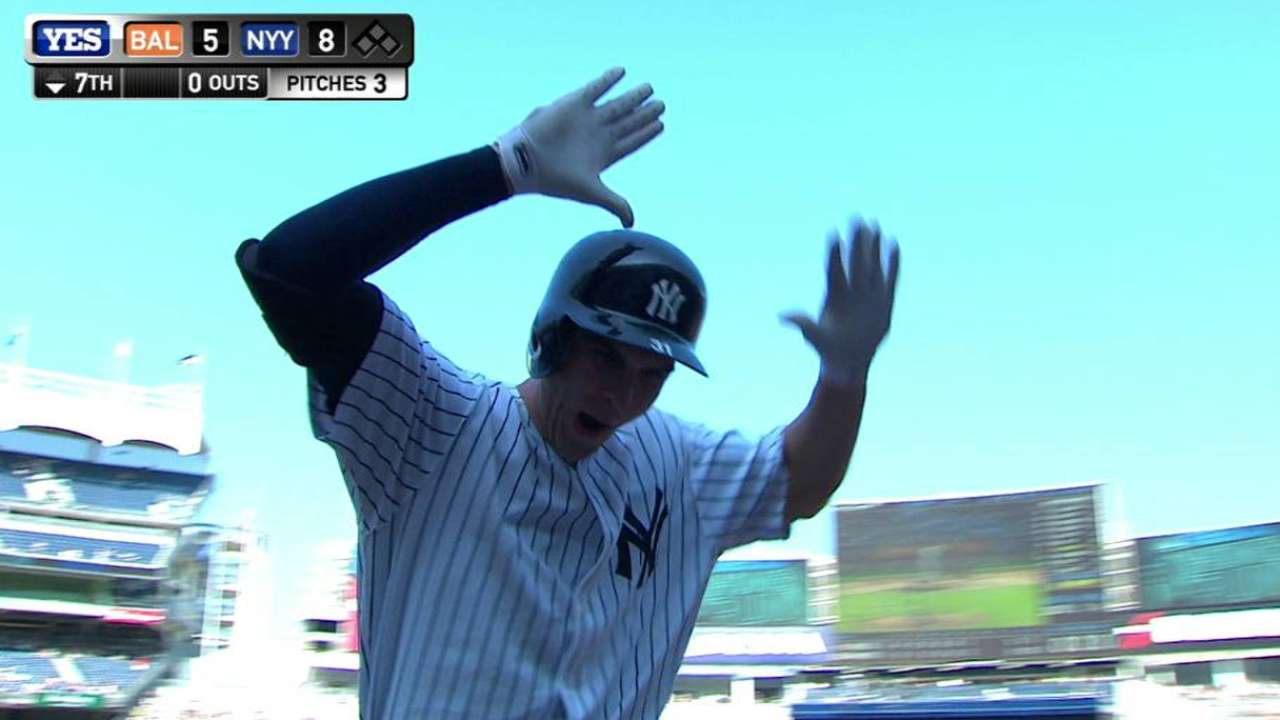 Bird's go-ahead three-run homer