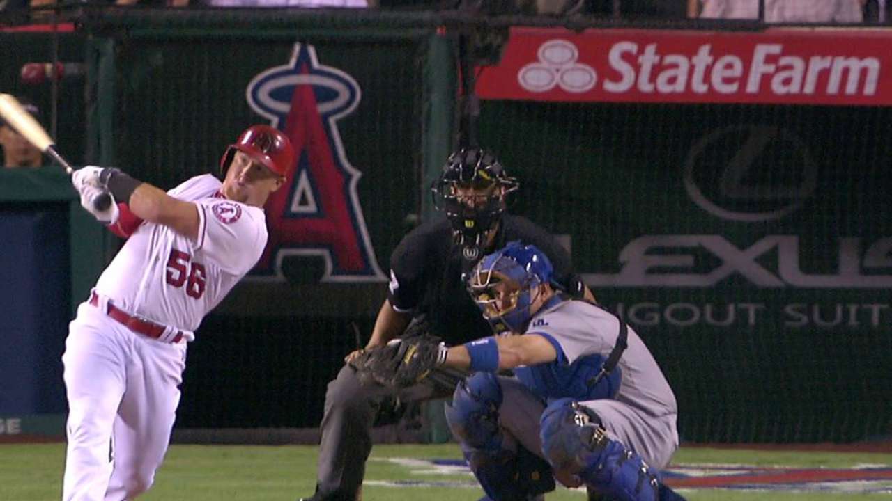 Calhoun's solo homer