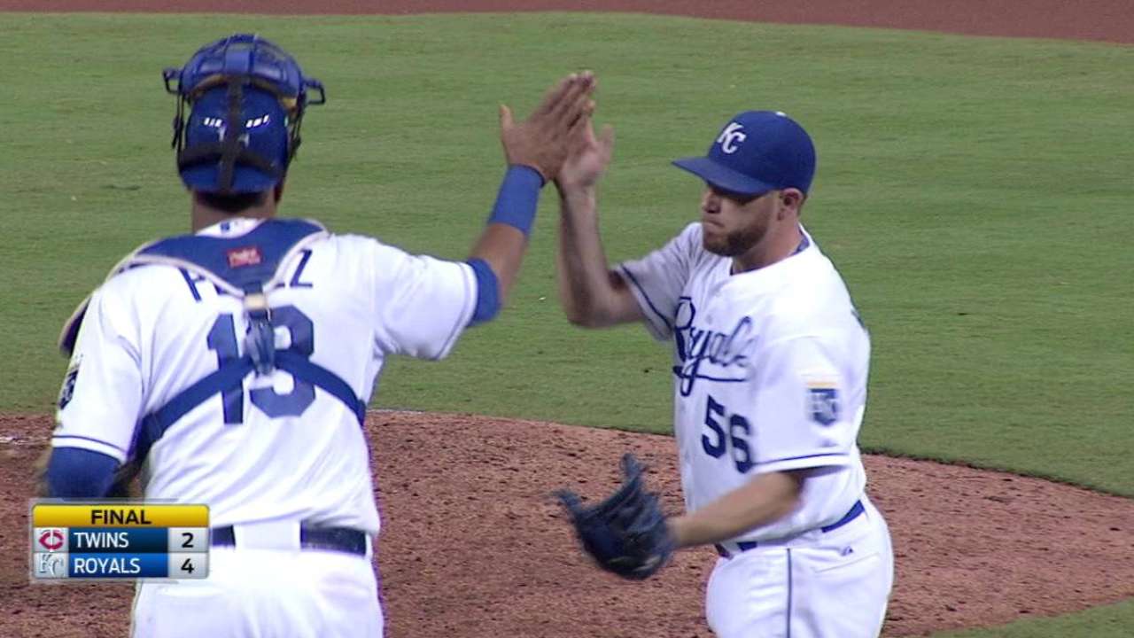 Holland's velocity a potential issue for Royals
