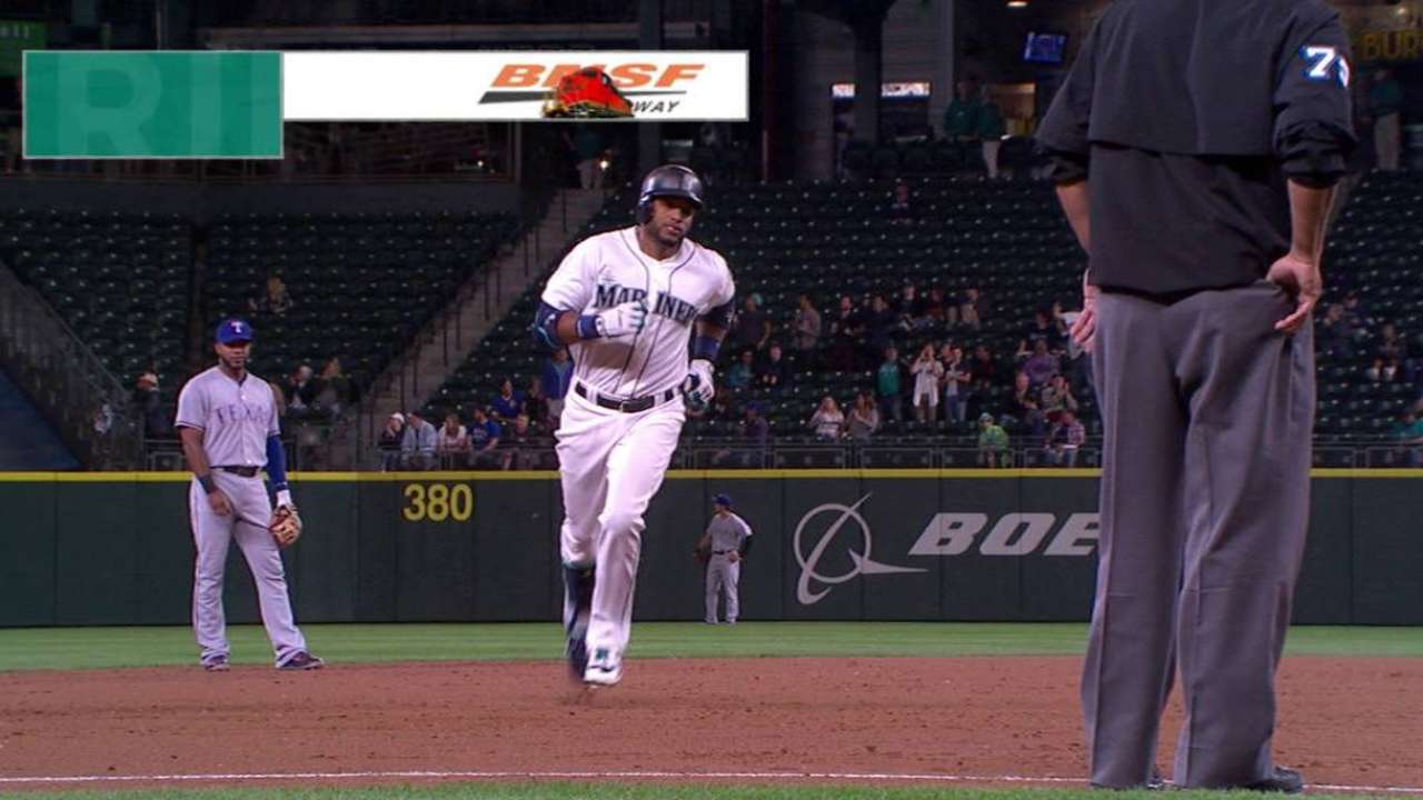 McClendon can't figure out Mariners' home woes