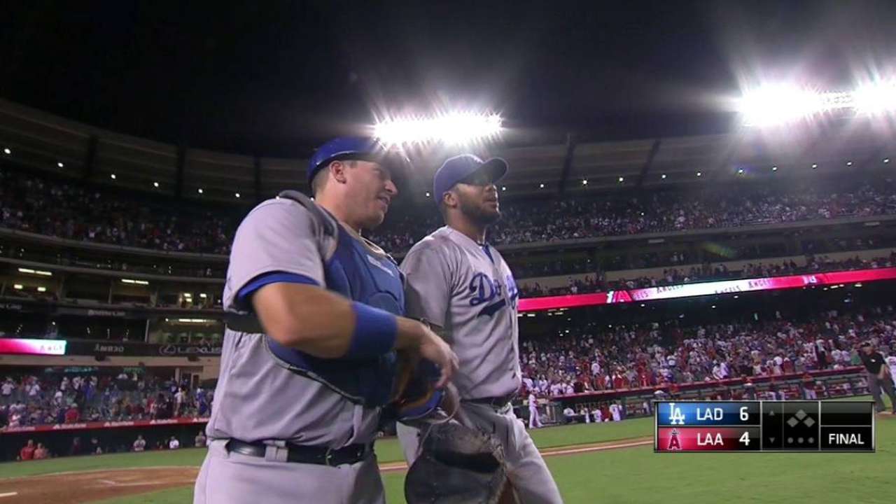 Jansen earns the save