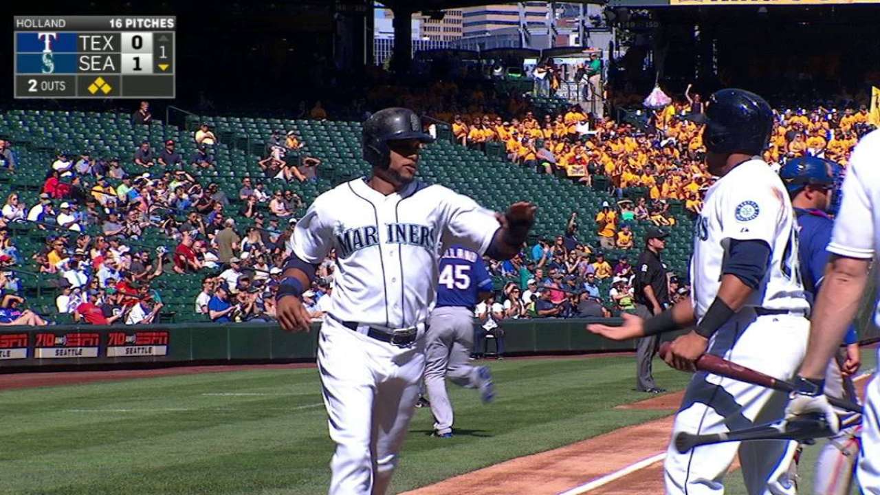 Trumbo's two-run double