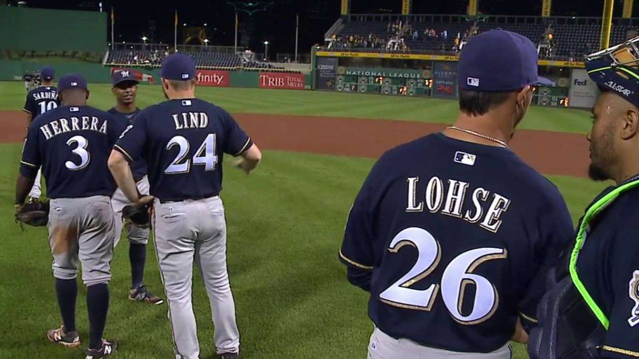Rangers add Lohse, send Martinez to Double-A