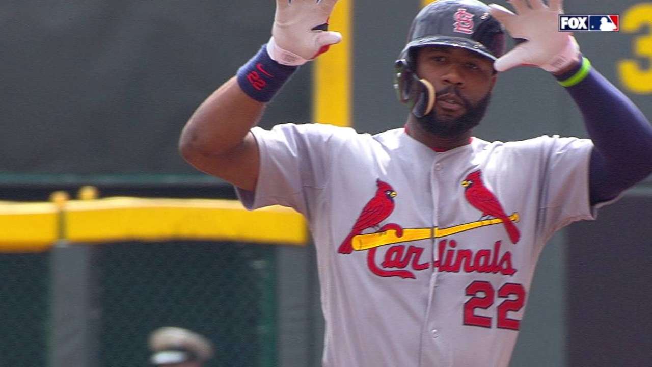 Cardenales no pudieron respaldar a Lynn, encajan par de derrotas vs. Rojos