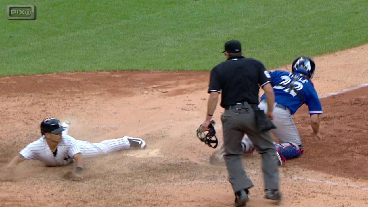 Tanaka domina a Azulejos y Yankees ganan terreno en el Este