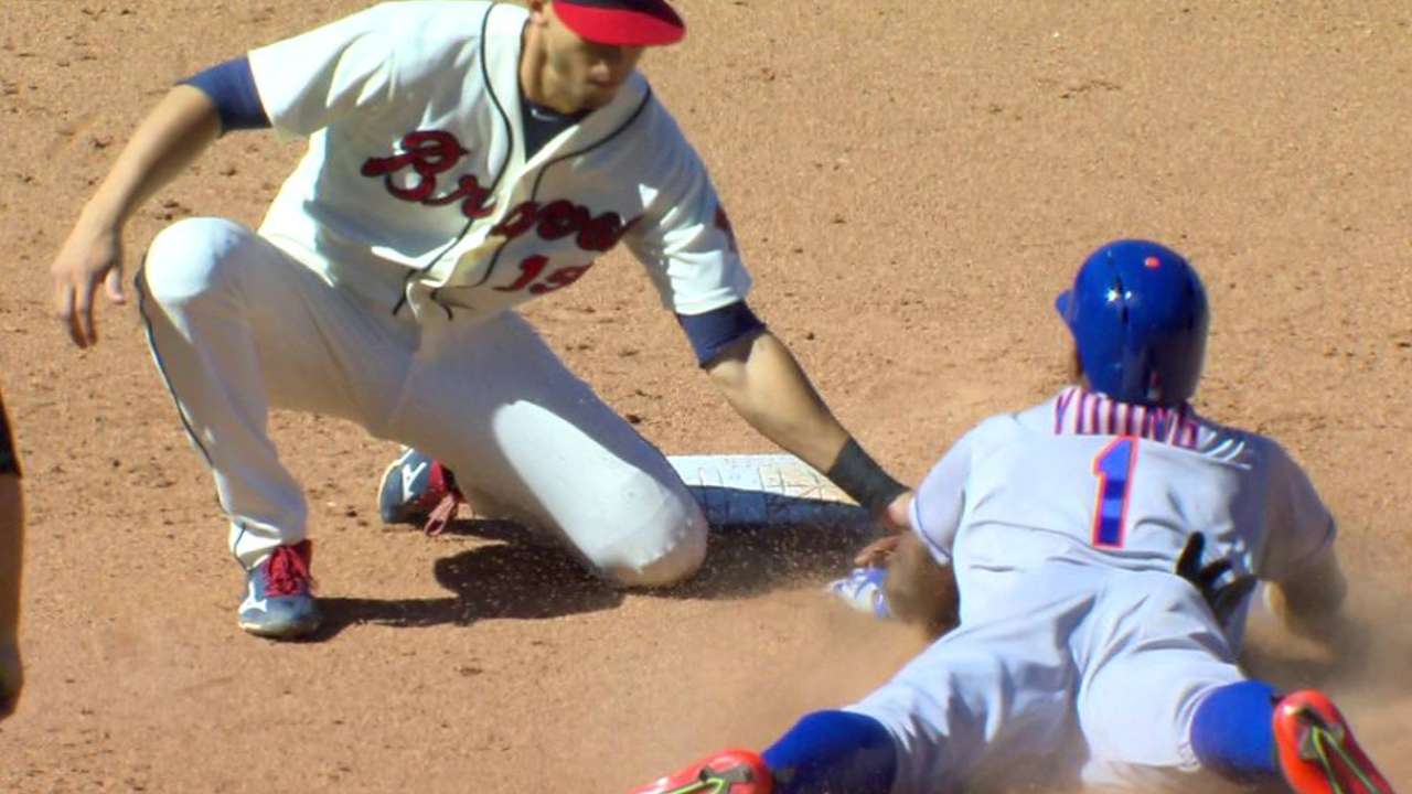 Bethancourt throws out Young Jr.