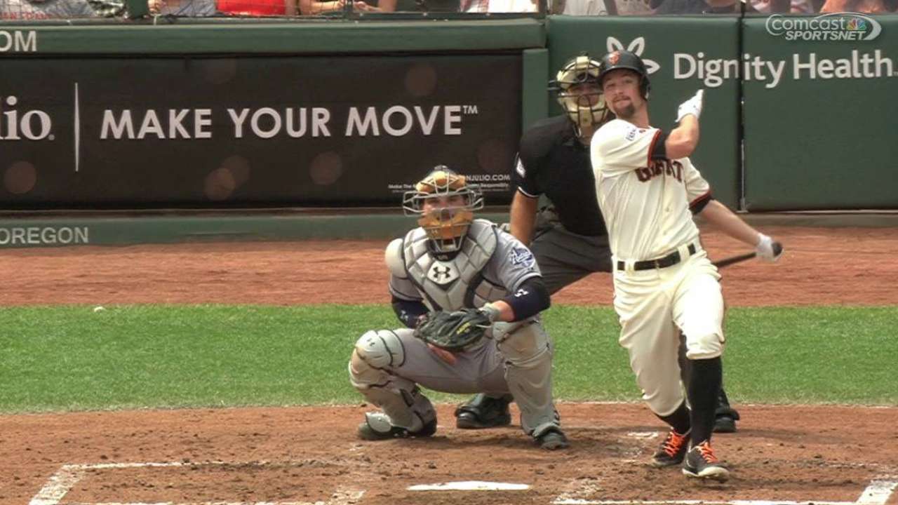 Leake's three-run blast