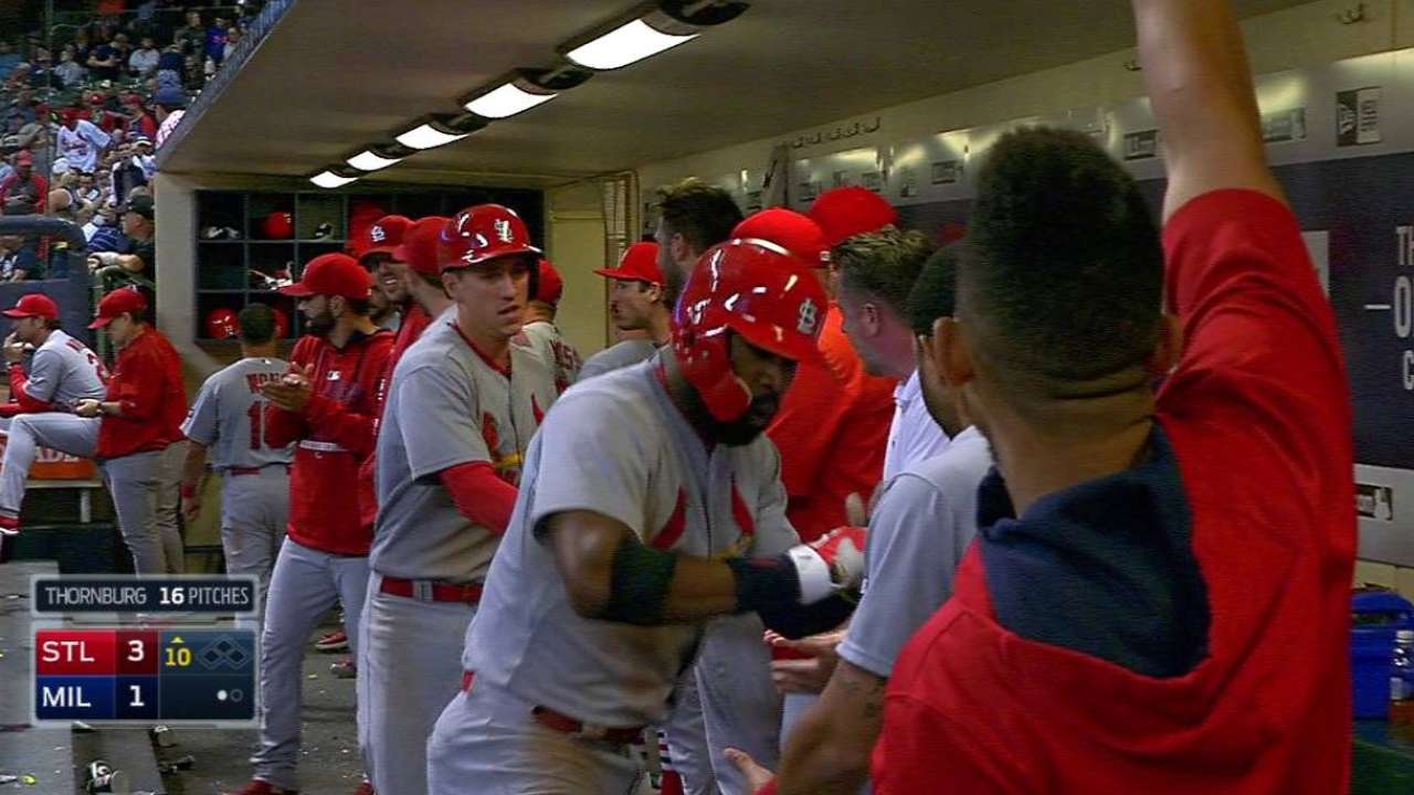 Heyward jonronea y da triunfo a S.L. en Milwaukee