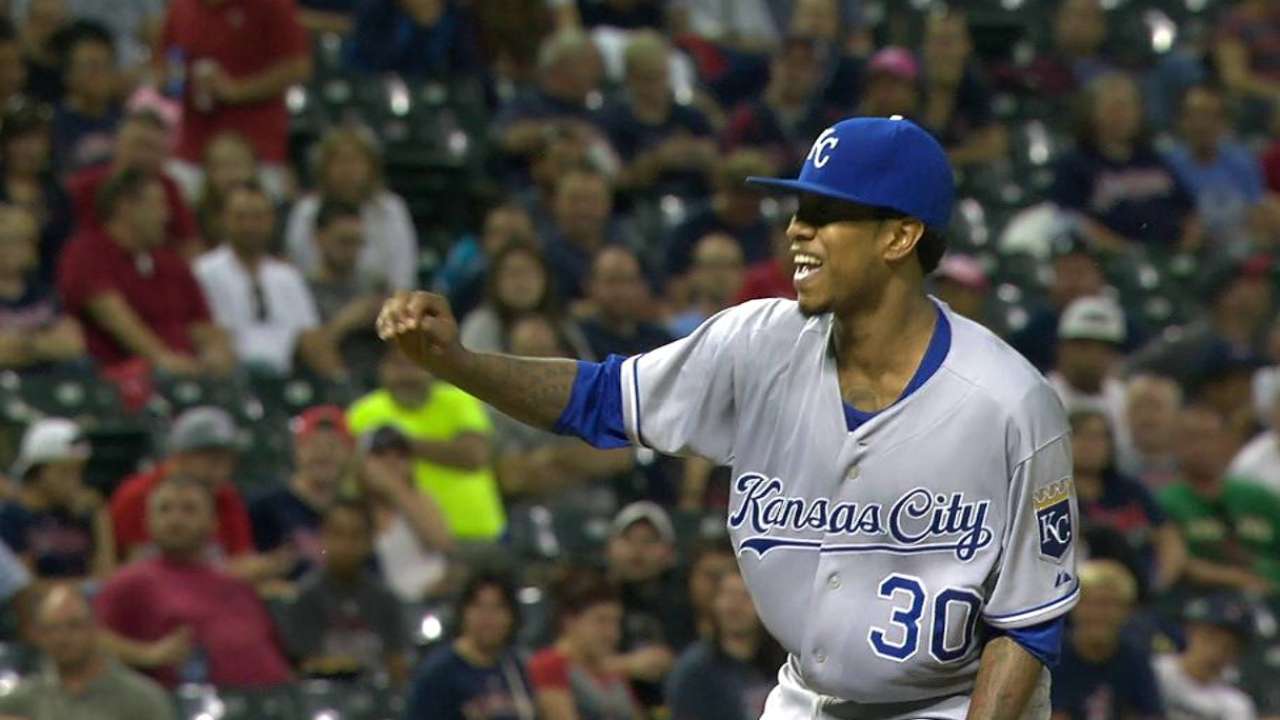 Ventura grinds through gritty start to earn win